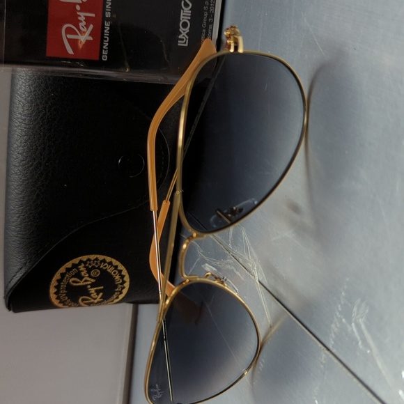 BNIB Rayban Gold with Gray Gradient Len Rb3025 SZ:52 - Picture 5 of 8
